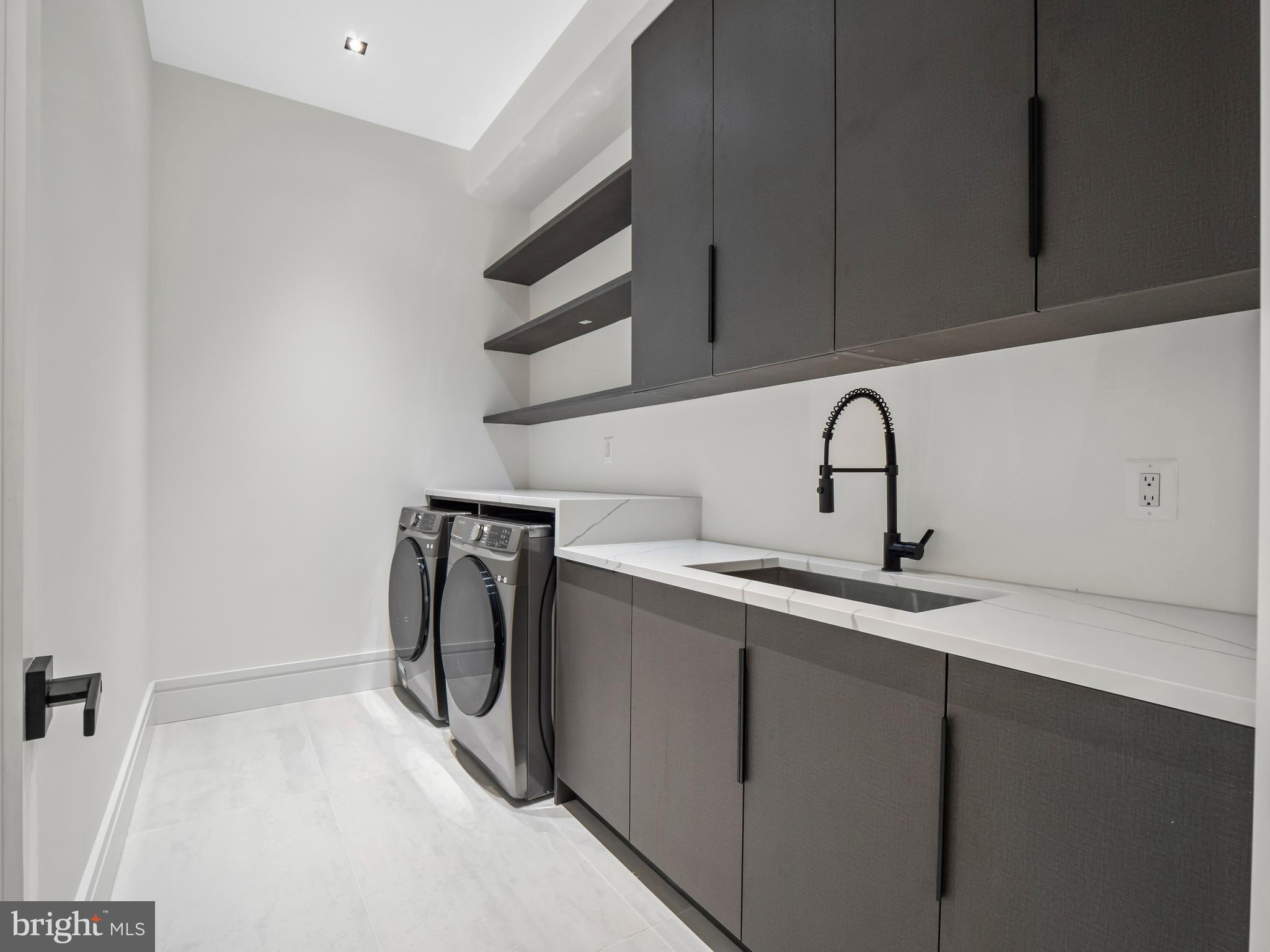 FAIRWAY HILLS - Residential