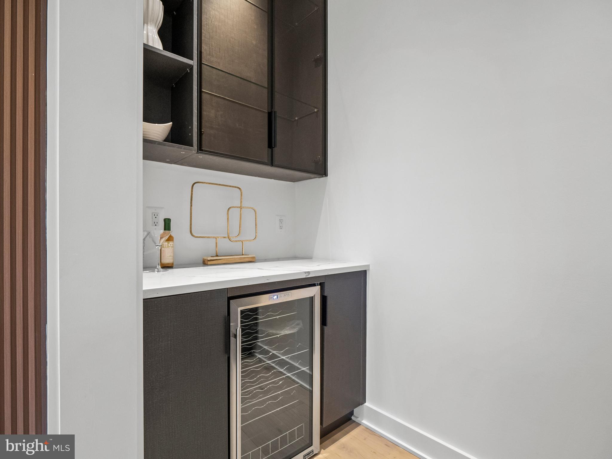 FAIRWAY HILLS - Residential