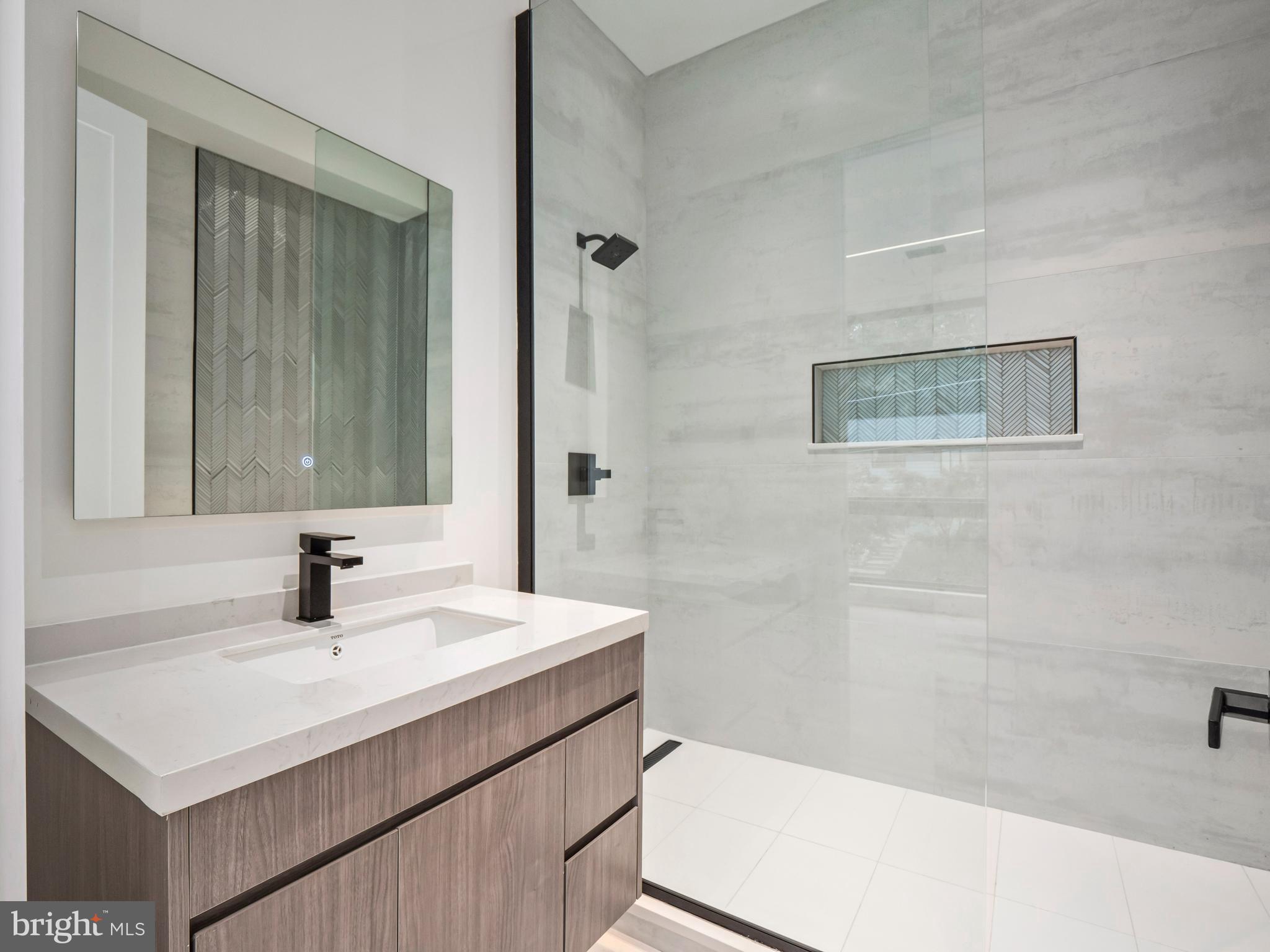 FAIRWAY HILLS - Residential