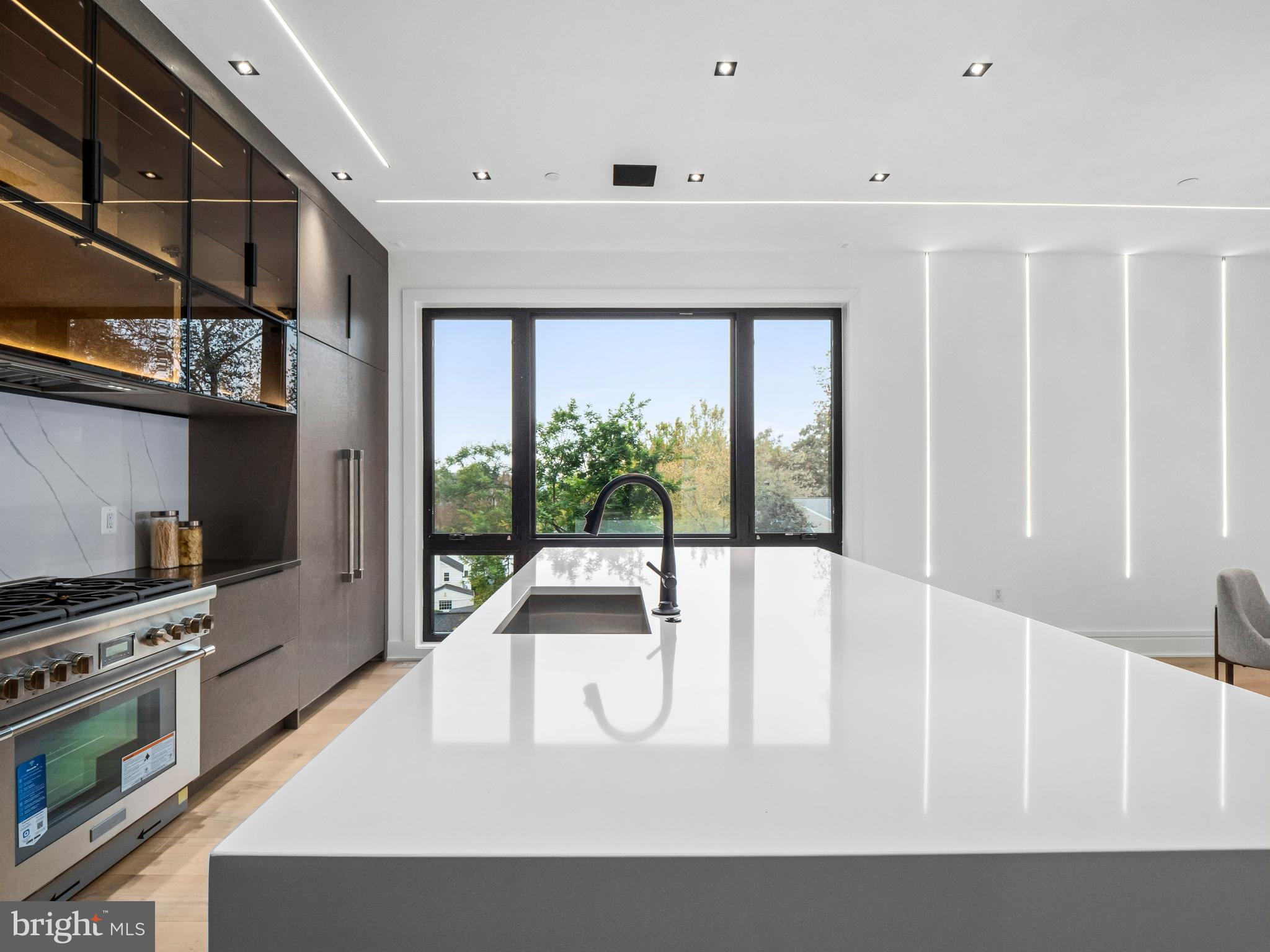 FAIRWAY HILLS - Residential