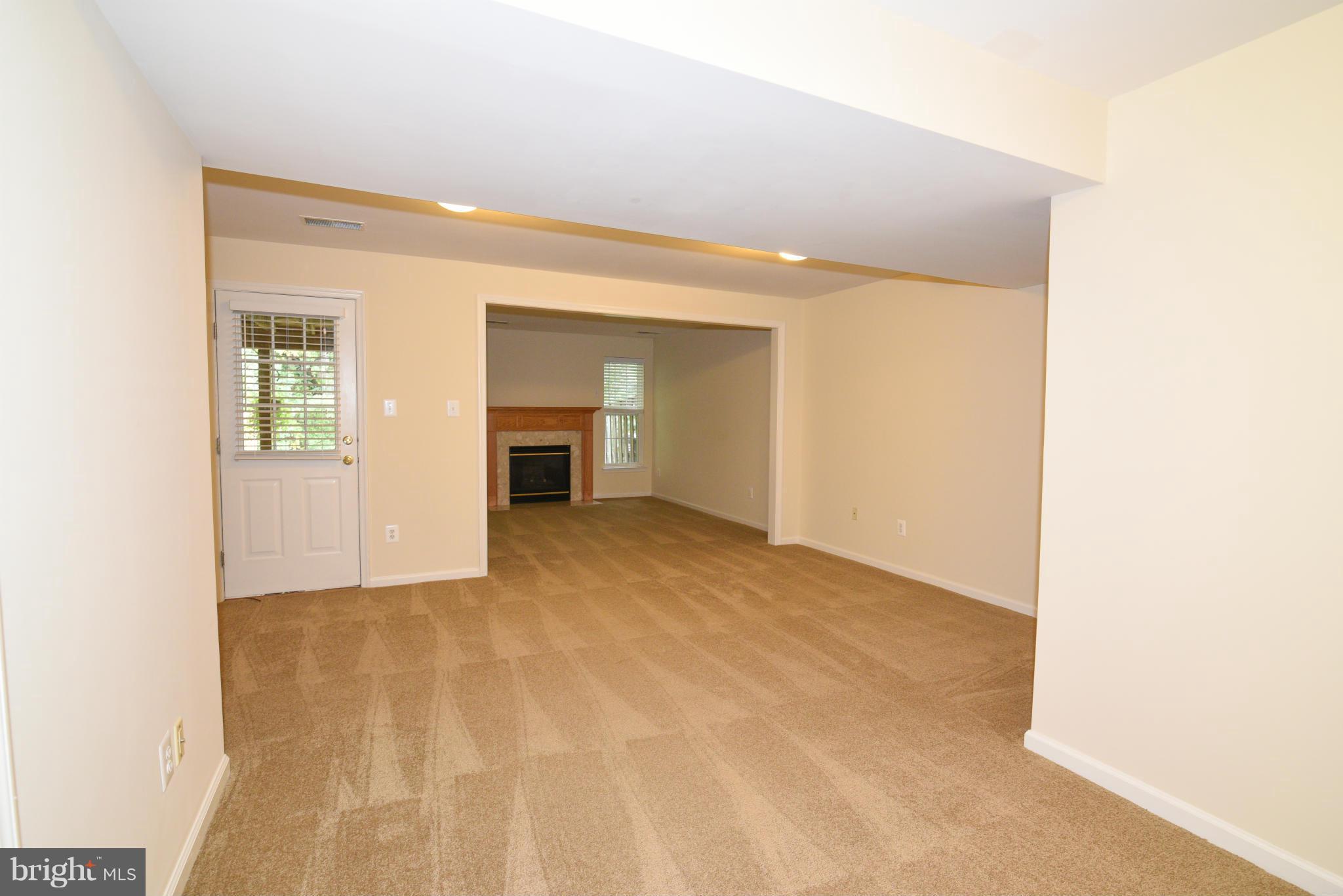 POTOMAC LAKES - Residential