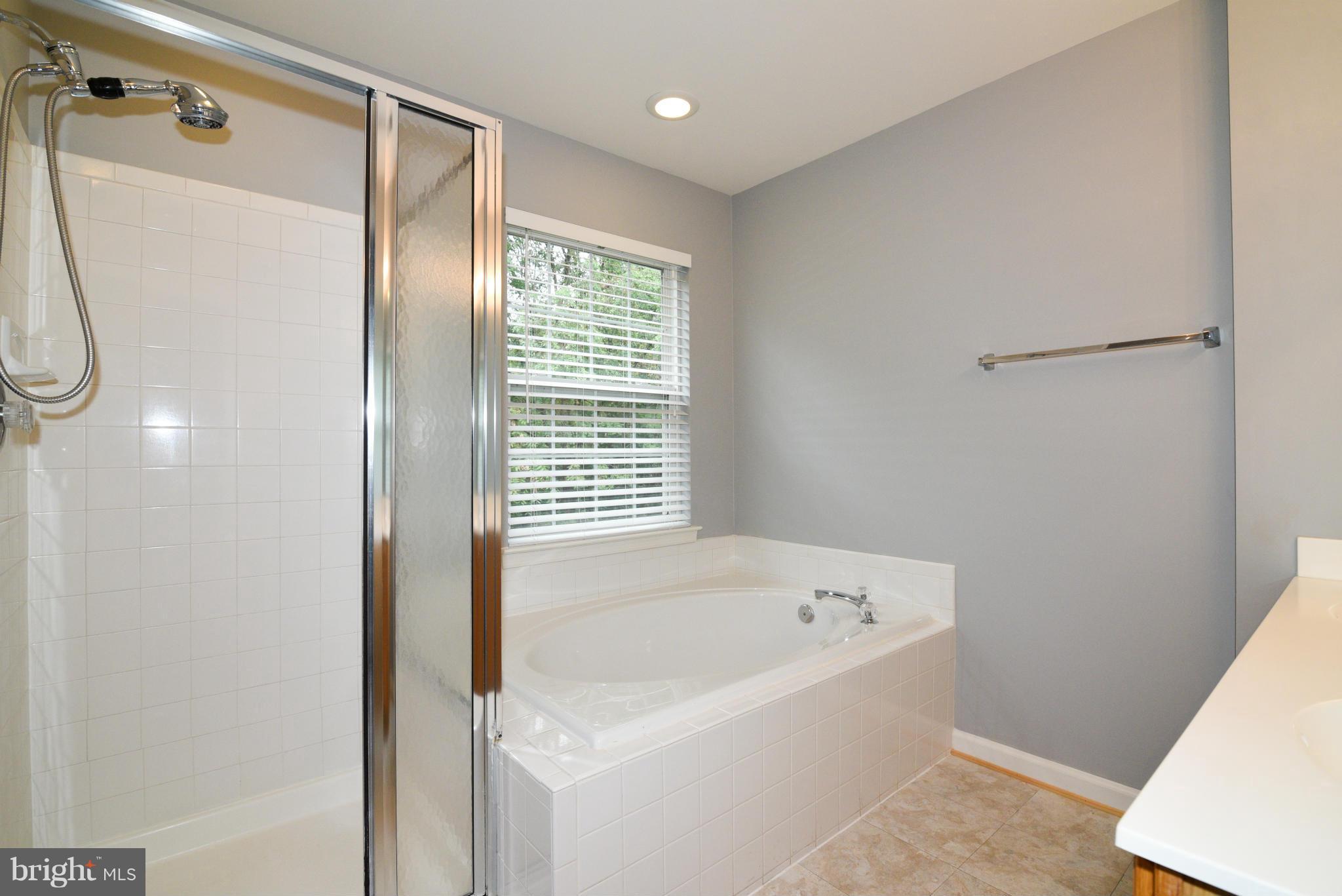POTOMAC LAKES - Residential