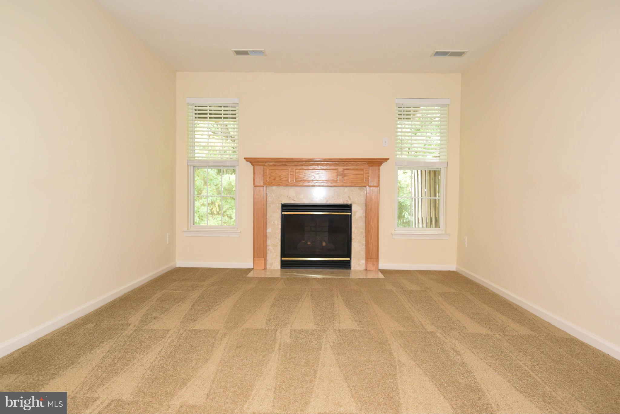 POTOMAC LAKES - Residential