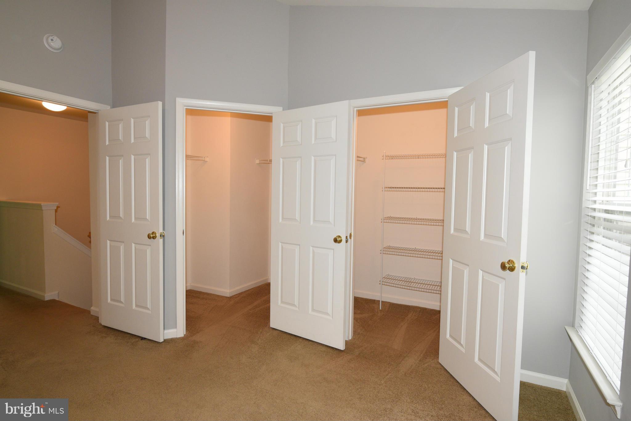 POTOMAC LAKES - Residential