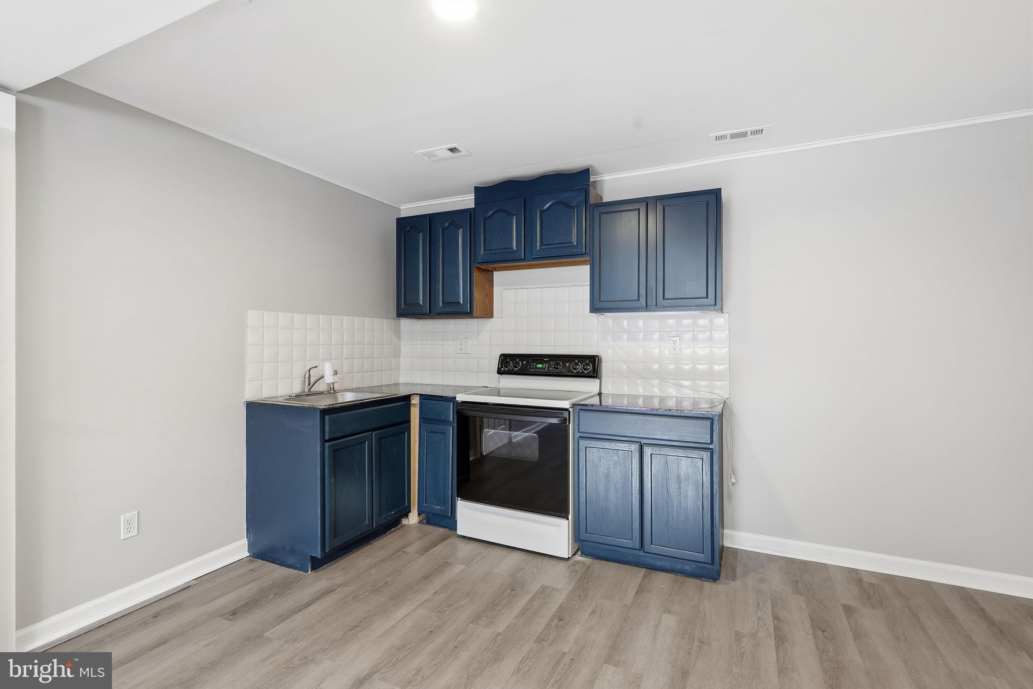 OAK GROVE TERRACE - Residential