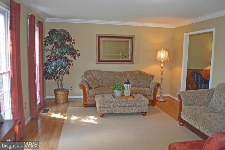 ASHBURN FARM - Residential