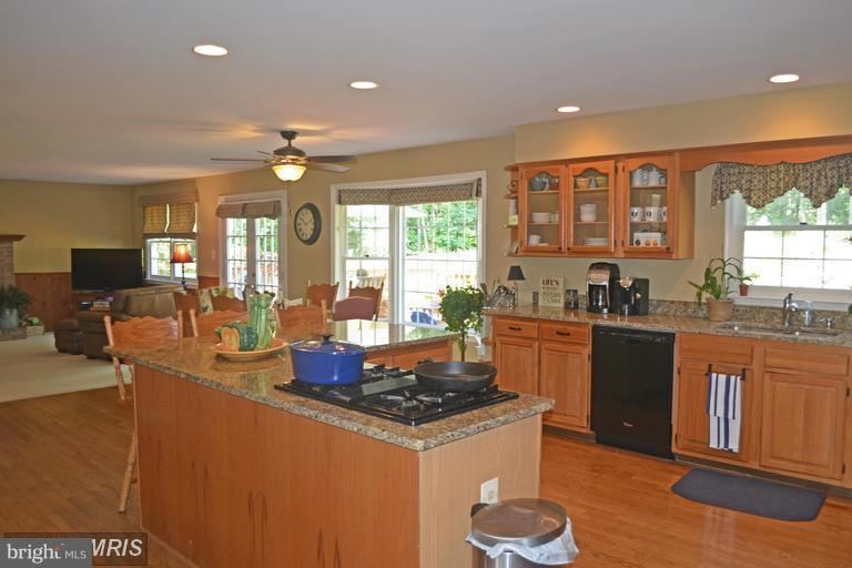 ASHBURN FARM - Residential