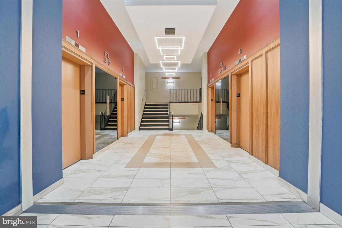 FORTY SIX HUNDRED - Residential