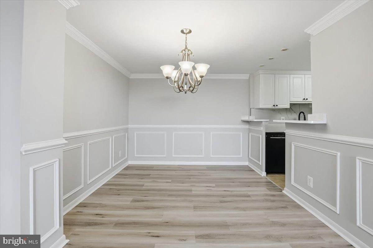 FORTY SIX HUNDRED - Residential