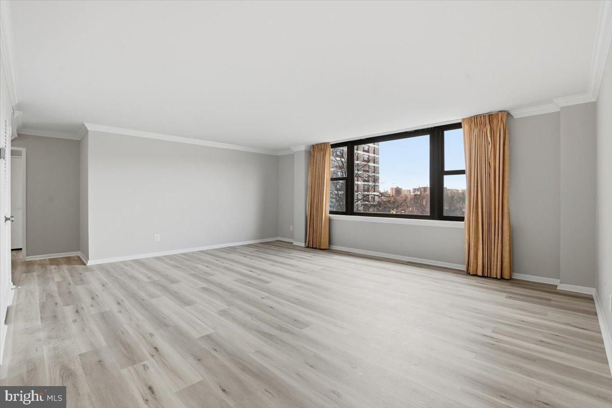 FORTY SIX HUNDRED - Residential