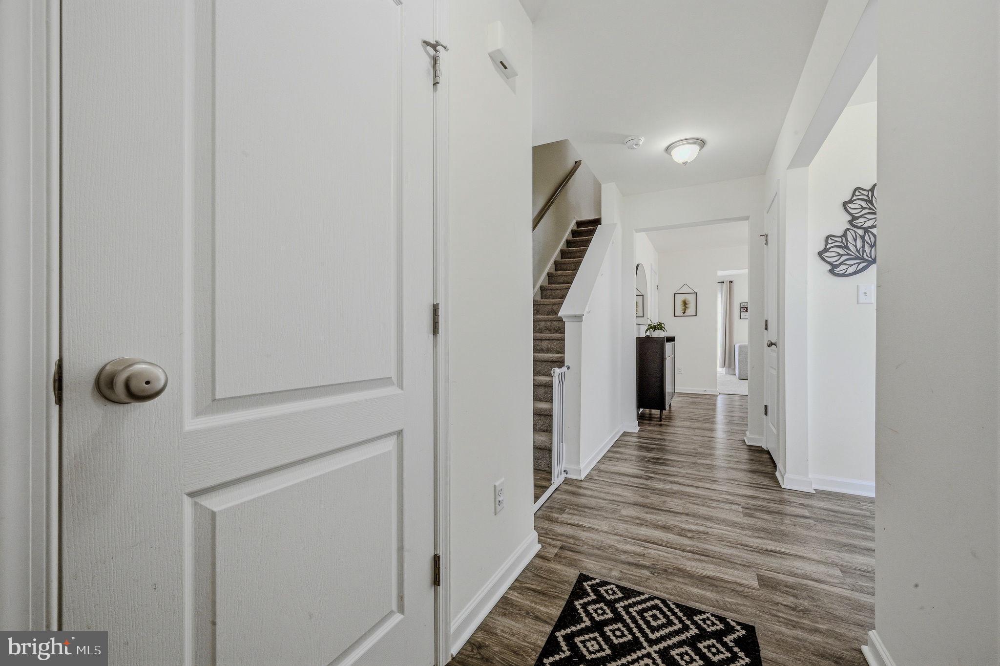 36 COTSWOOD COURT