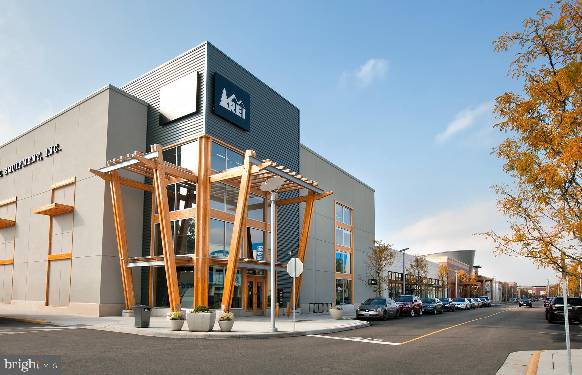 POTOMAC SHORES - Residential