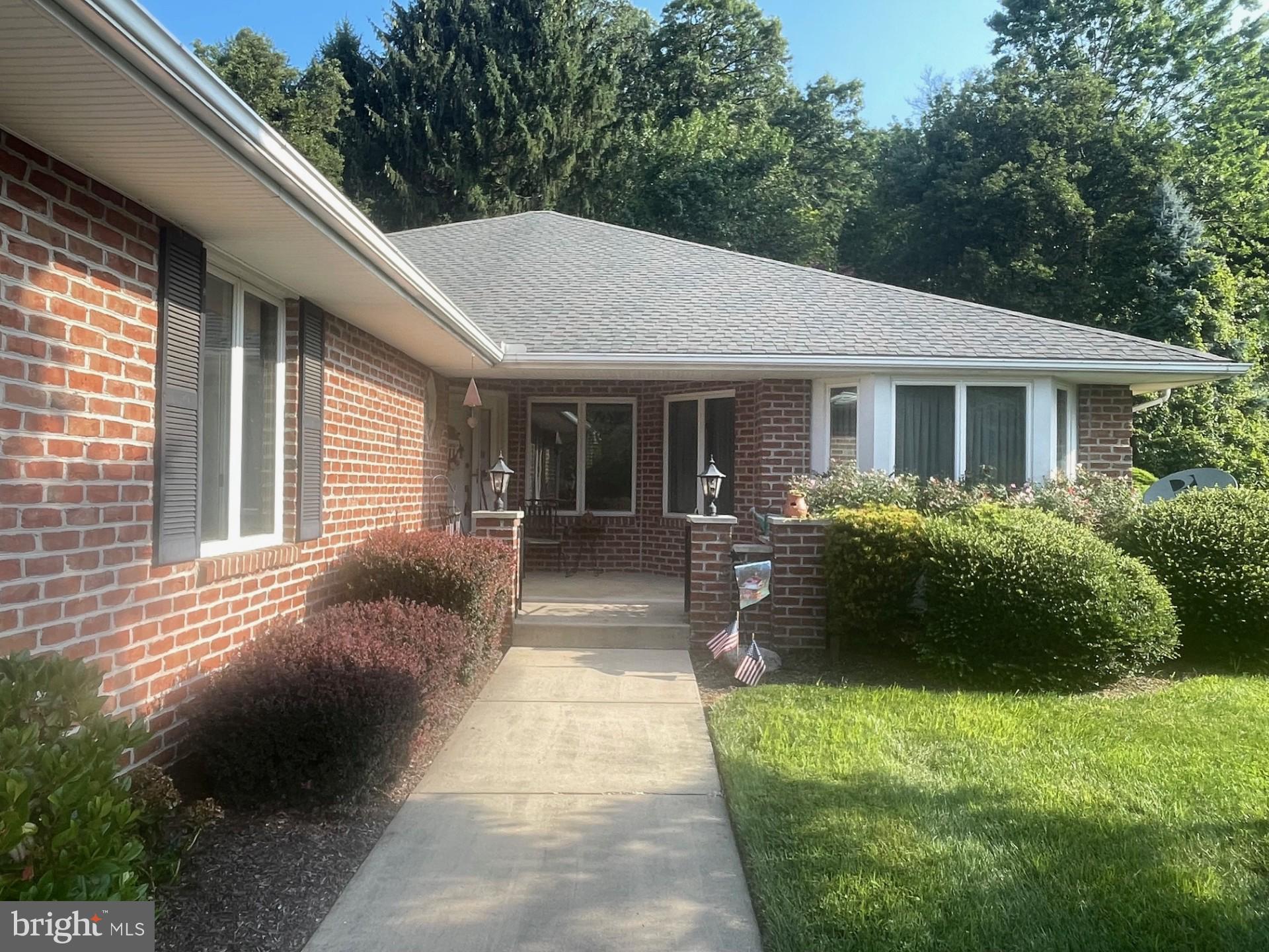 3631 COVENTRY COURT