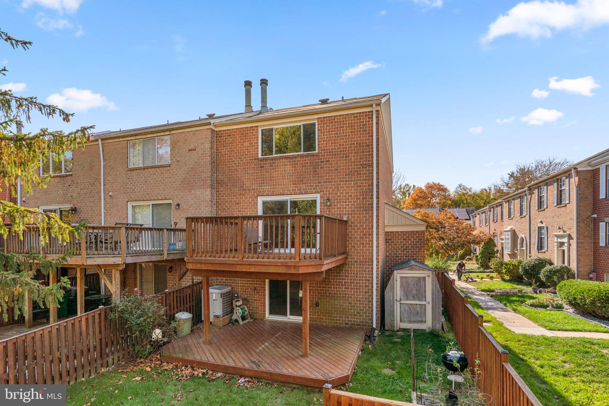 VILLAGE OF HICKORY RIDGE - Residential