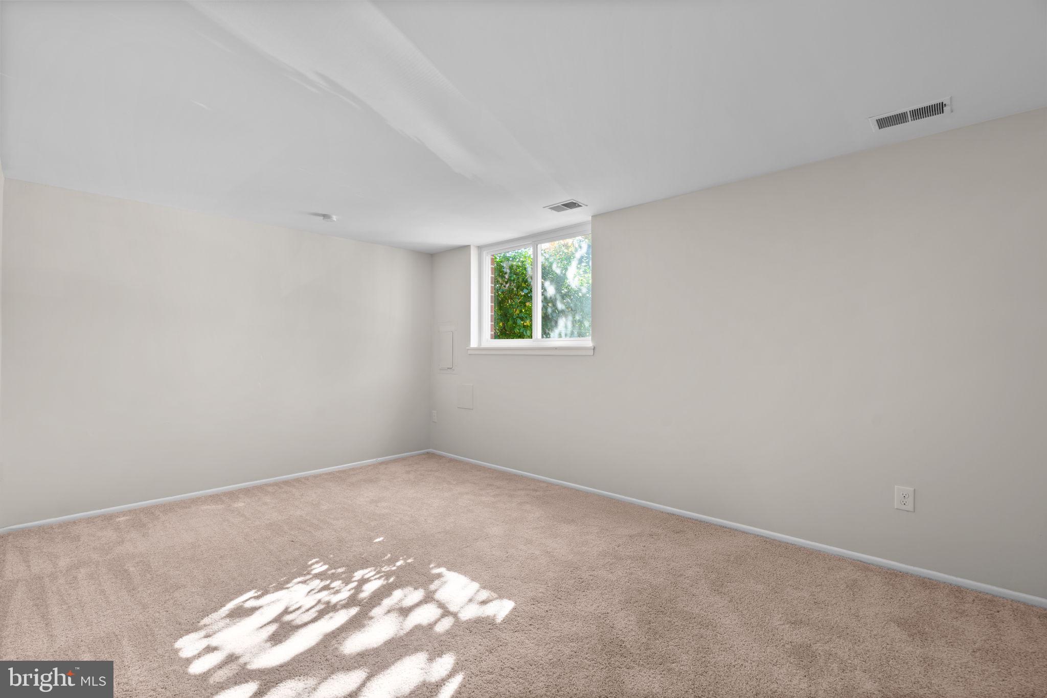 VILLAGE OF HICKORY RIDGE - Residential