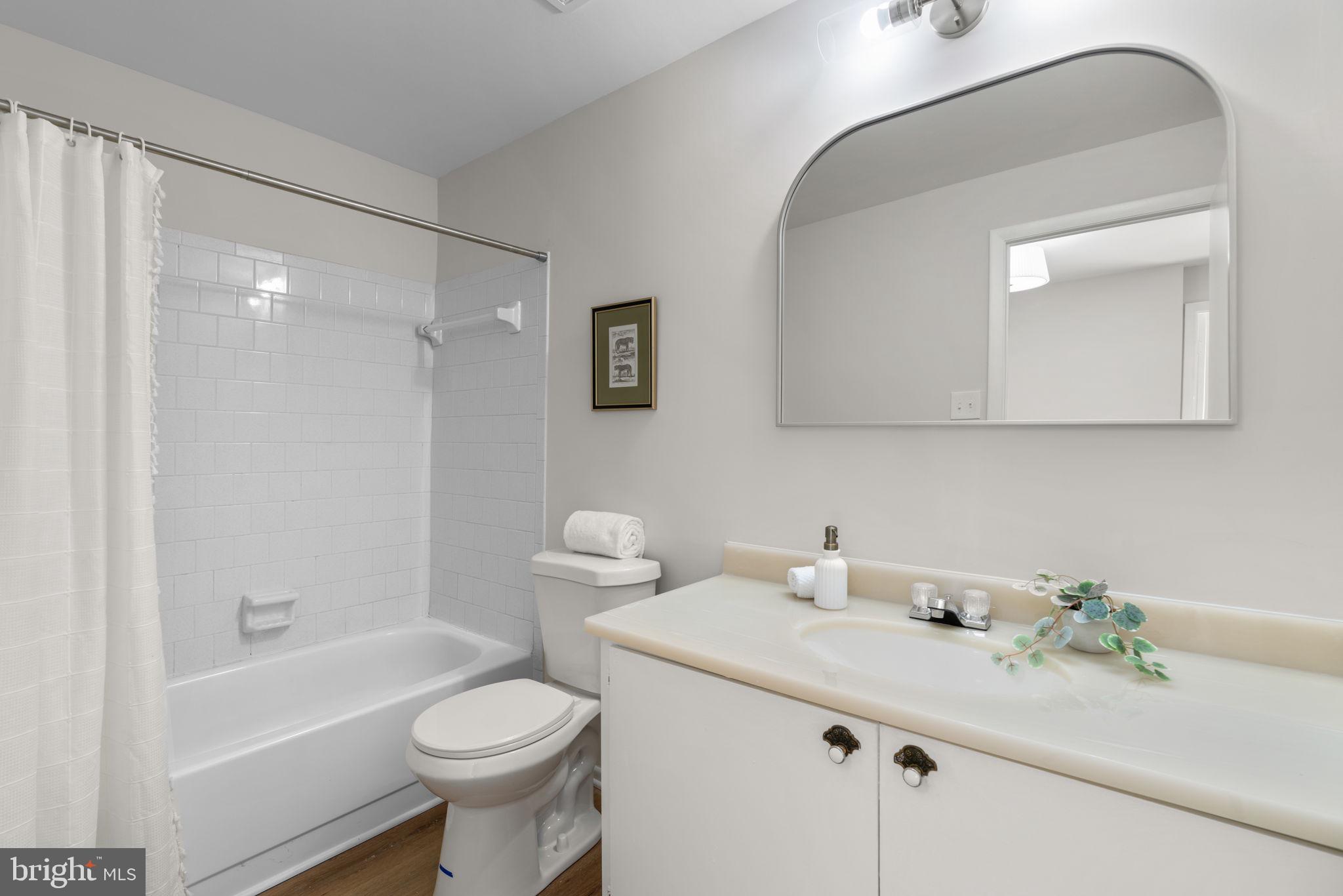 VILLAGE OF HICKORY RIDGE - Residential