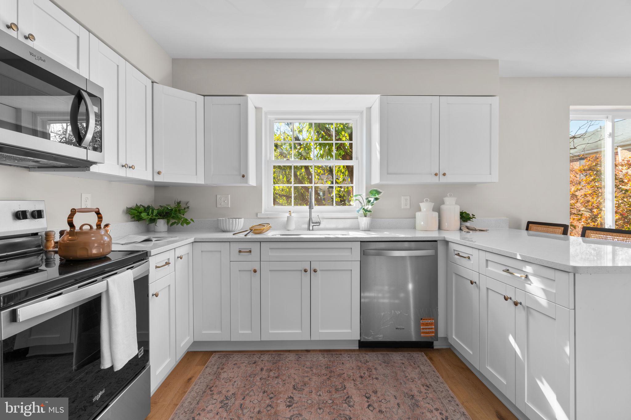 VILLAGE OF HICKORY RIDGE - Residential