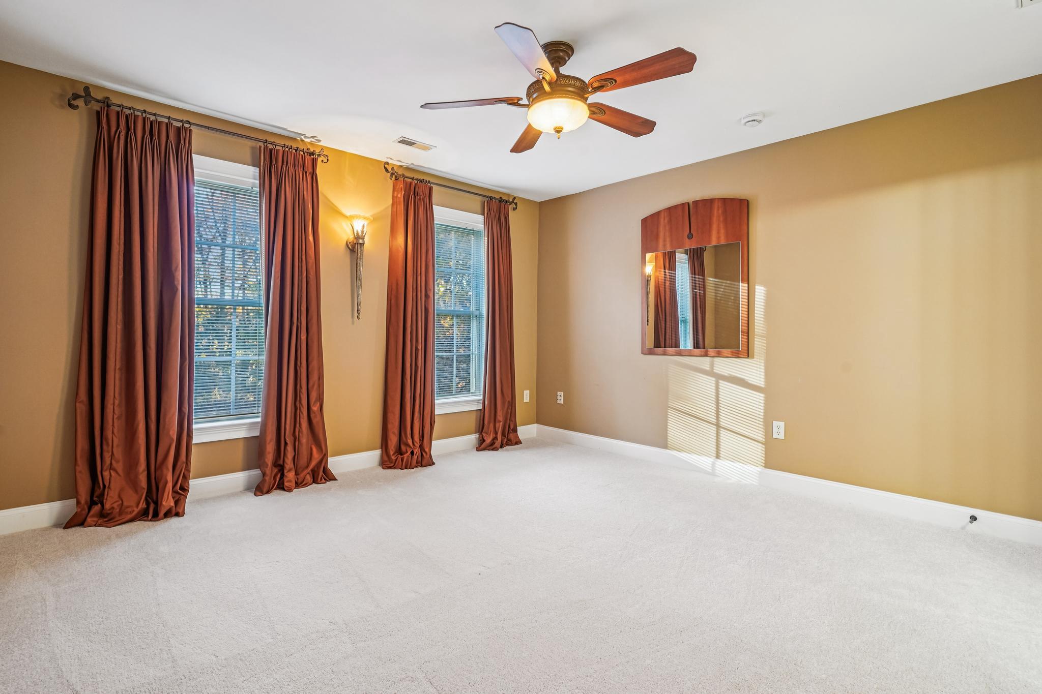 HERITAGE WALK - Residential