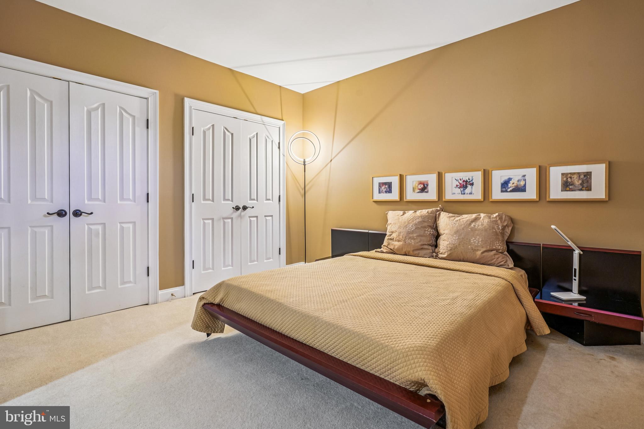 HERITAGE WALK - Residential