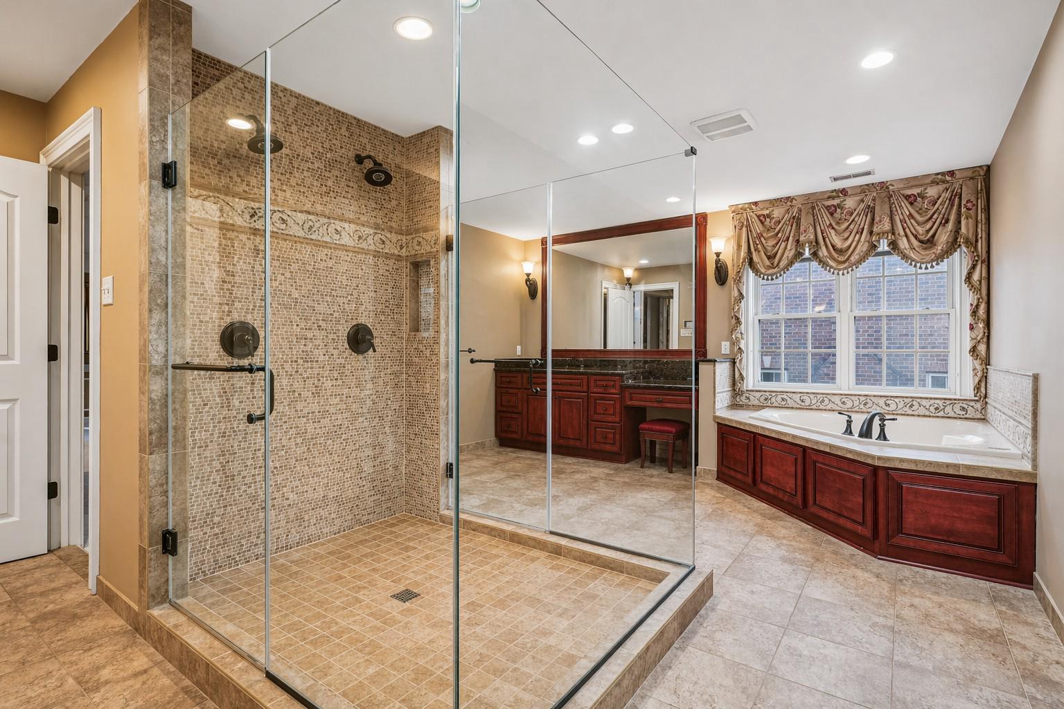 HERITAGE WALK - Residential