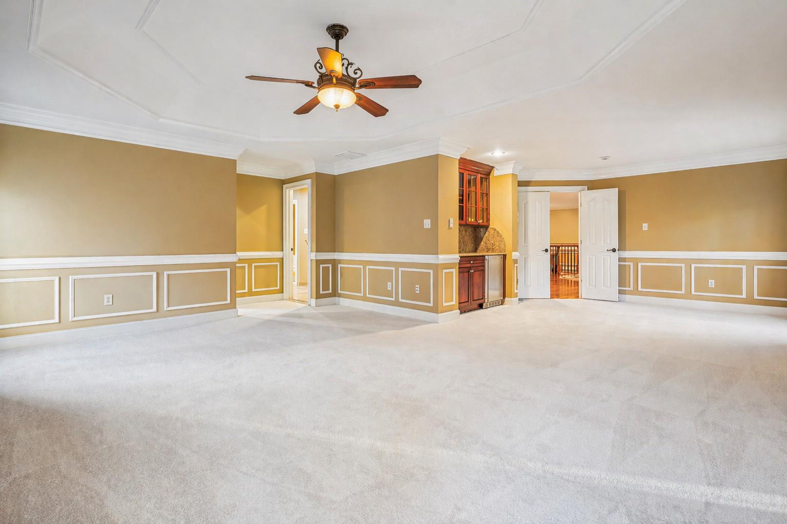 HERITAGE WALK - Residential