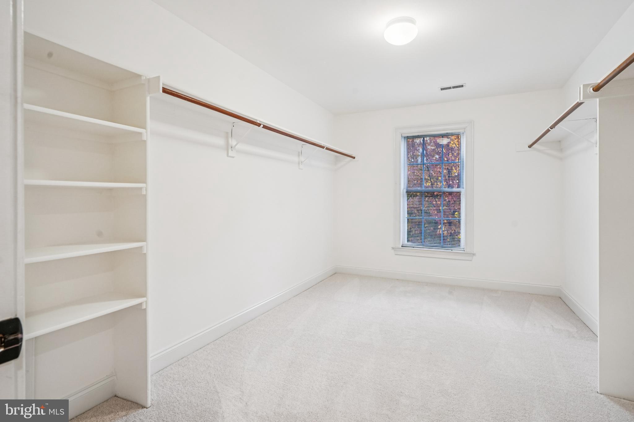 HERITAGE WALK - Residential