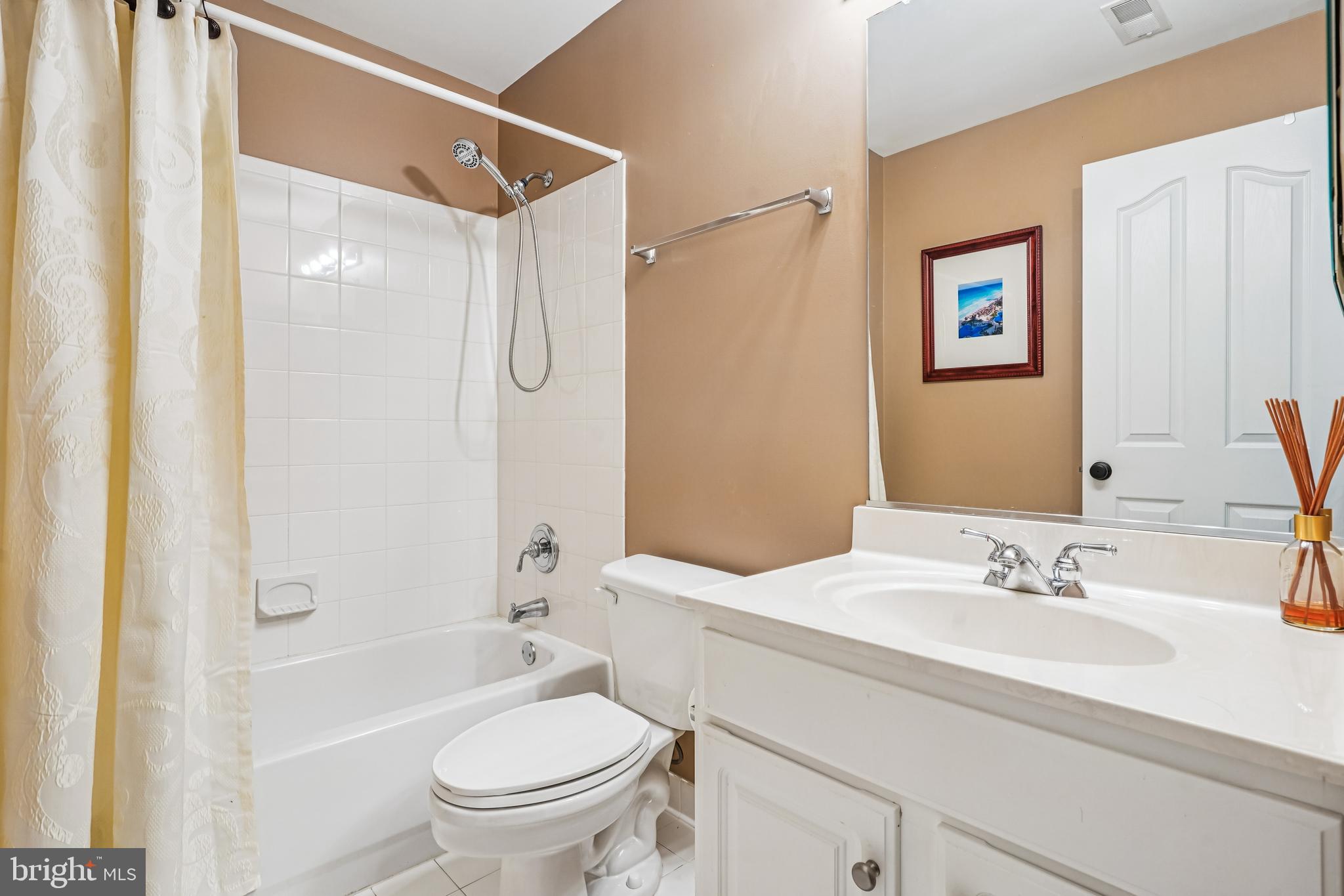 HERITAGE WALK - Residential