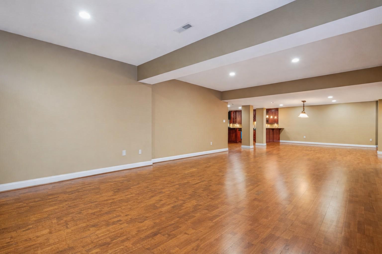 HERITAGE WALK - Residential