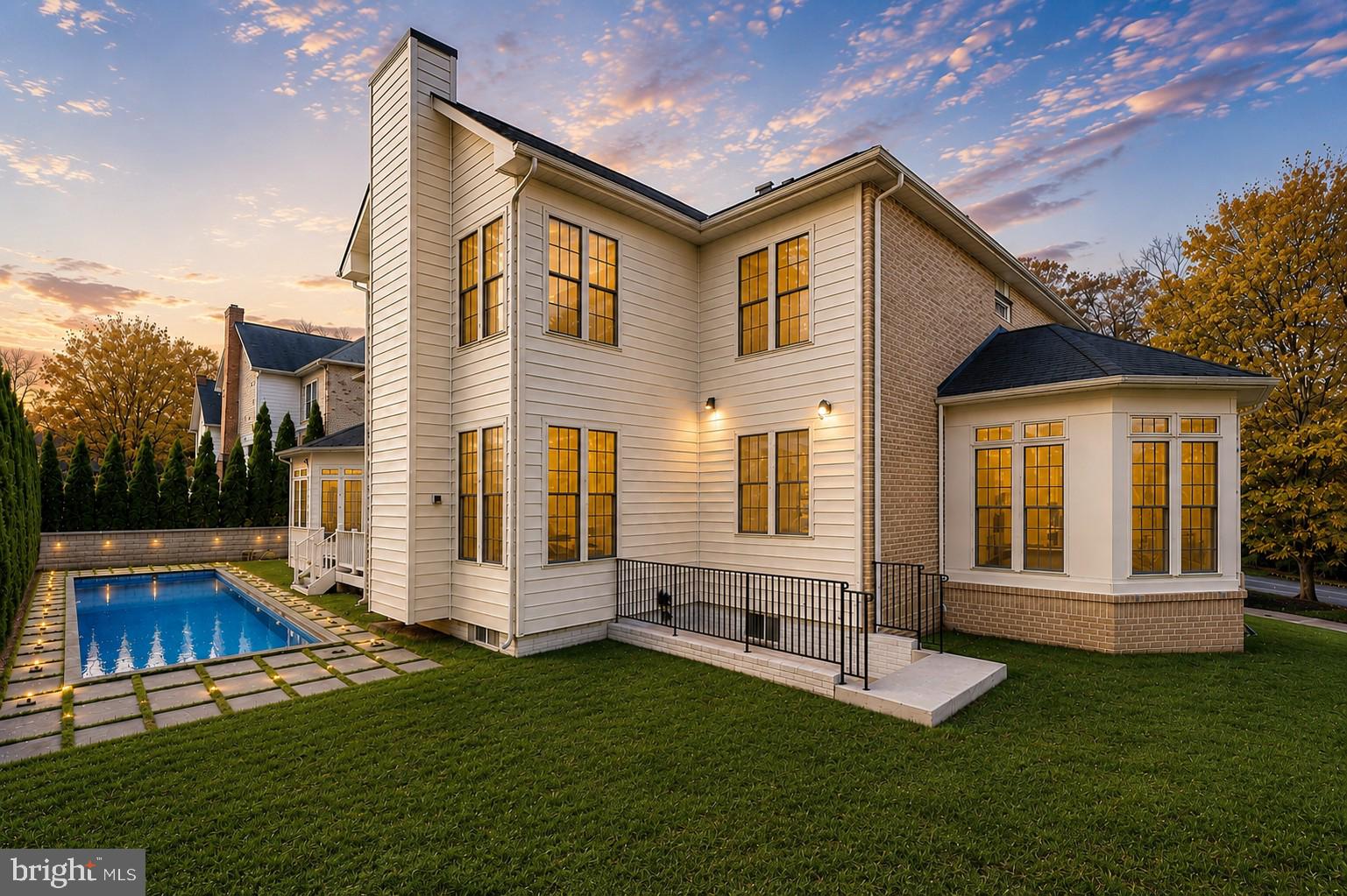 HERITAGE WALK - Residential