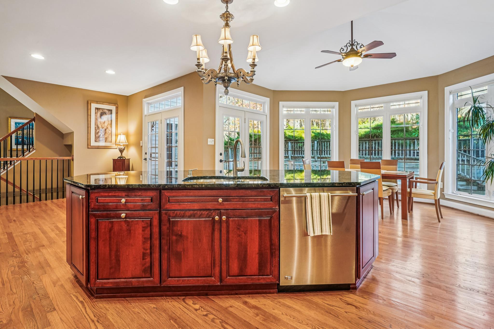 HERITAGE WALK - Residential