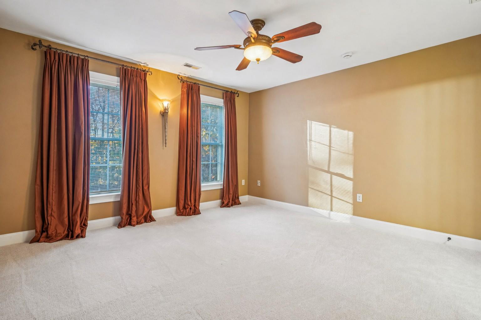 HERITAGE WALK - Residential