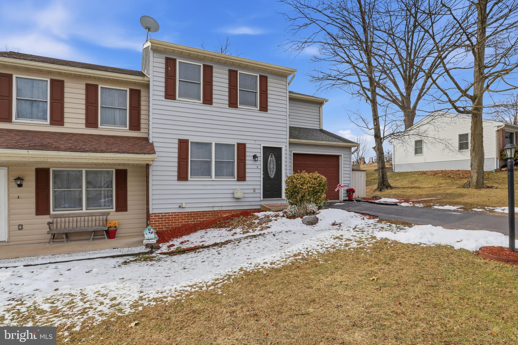 100 POPLAR STREET 110