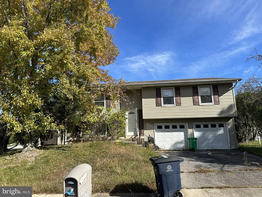 PRICE REDUCTION! Location, Location, Location. Direct access to 301 South.  Estate Sale,  Short Sale and "AS IS" Condition.- Split Foyer- 3 Bedrooms, 2.5 Bathrooms.  Minutes from Andrews Air Force Base, National Harbor, Restaurants and Shopping. Third Party Processor Required. Buyer must fill out the disclosures for the Short Sale Negotiator and submit with any offer.  **Property must be Active on the market for at least 15 days before offers can be accepted.**