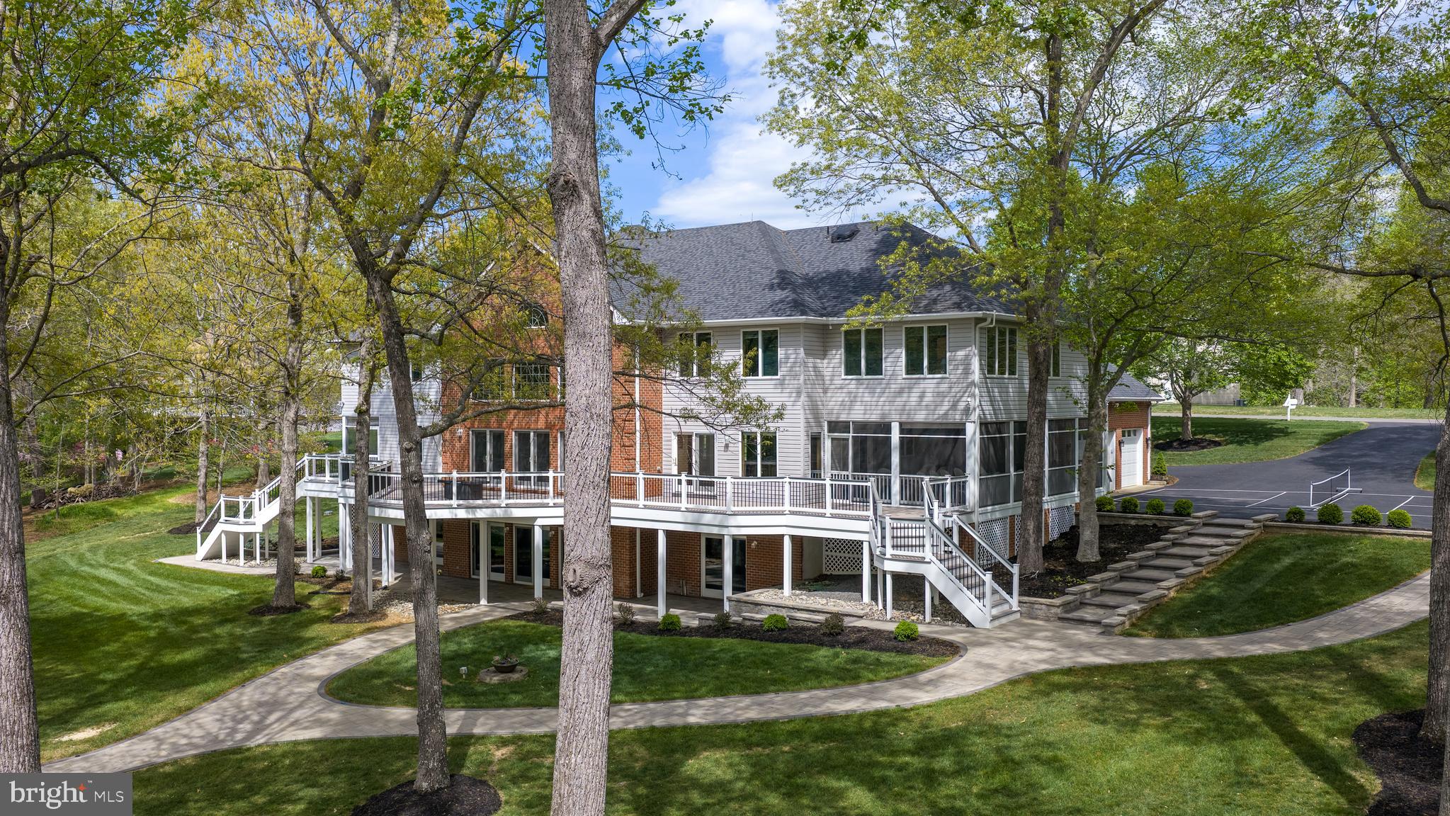 WYNDEMERE - Residential