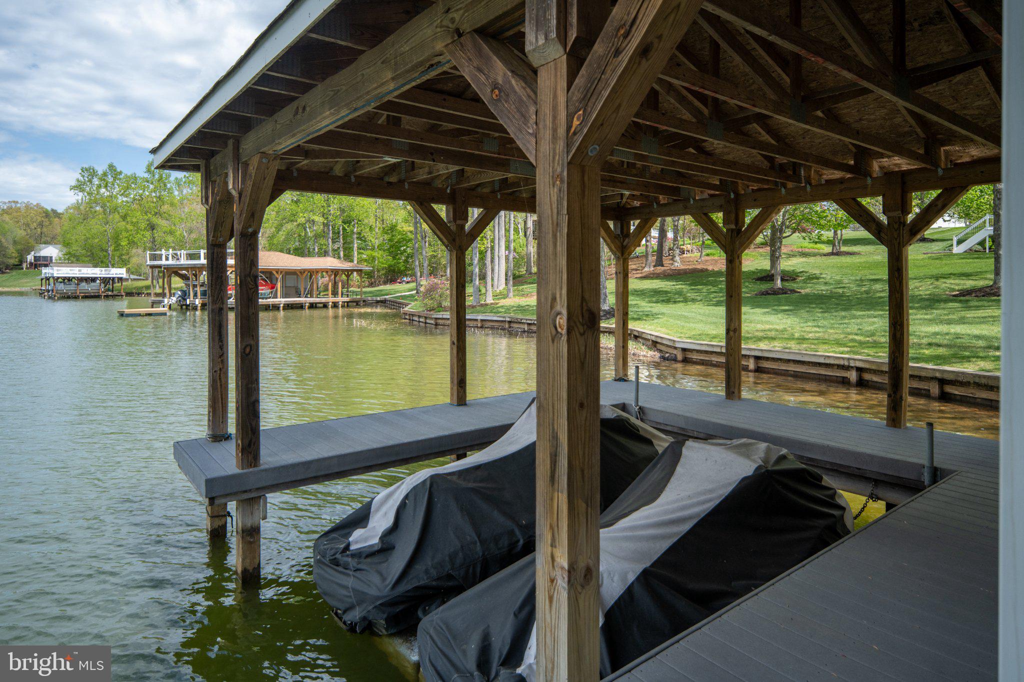 WYNDEMERE - Residential