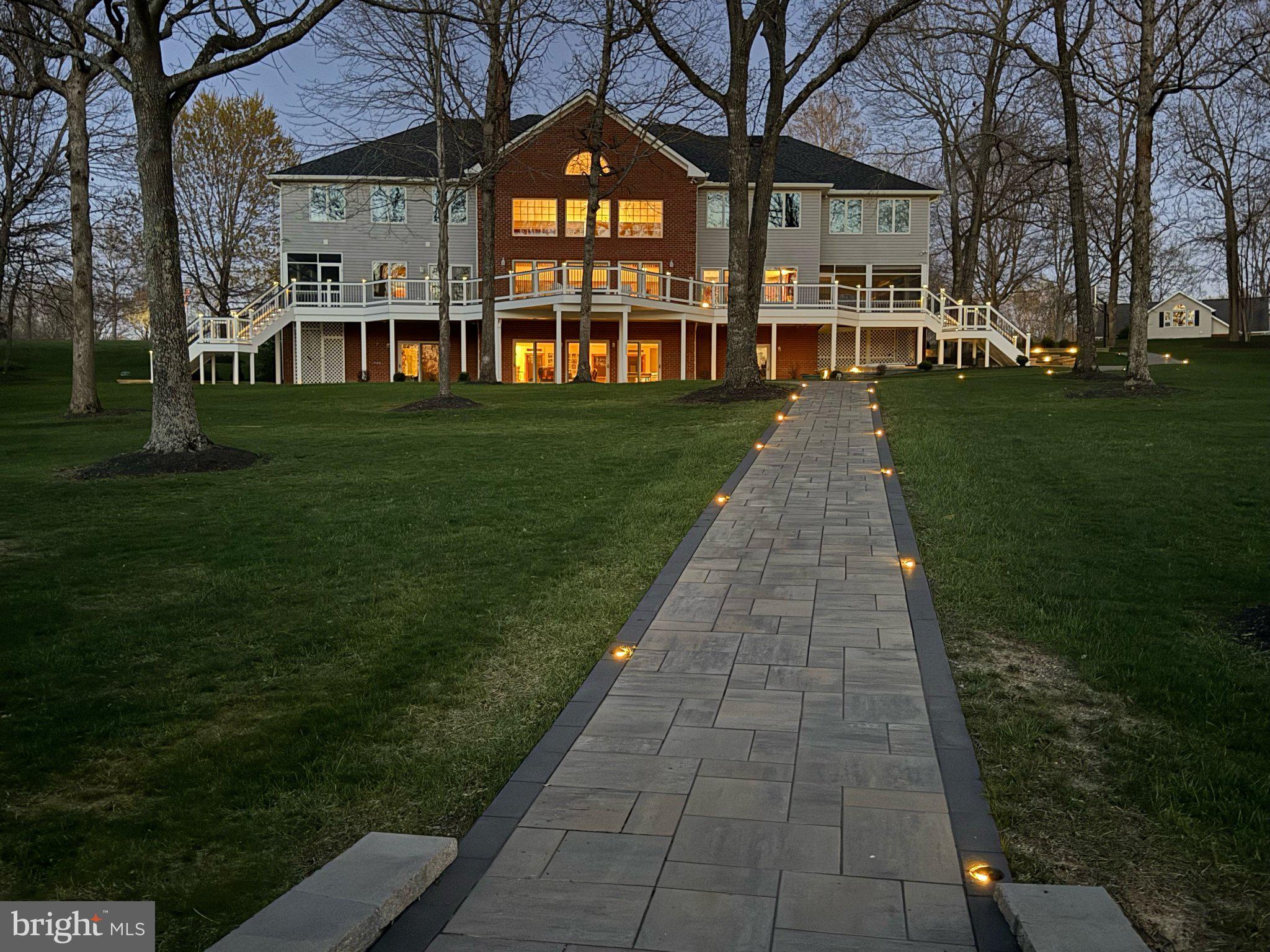 5404 BAZZANELLA DRIVE