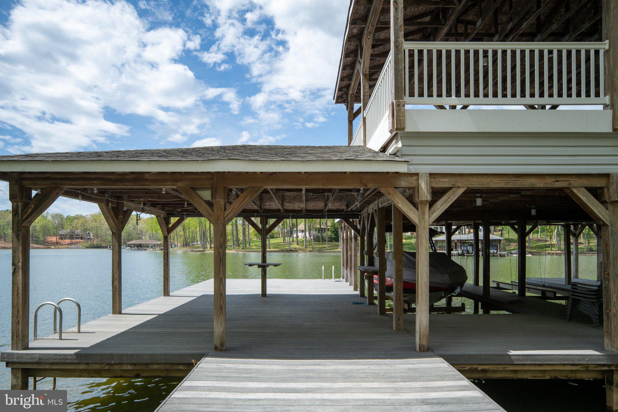 WYNDEMERE - Residential