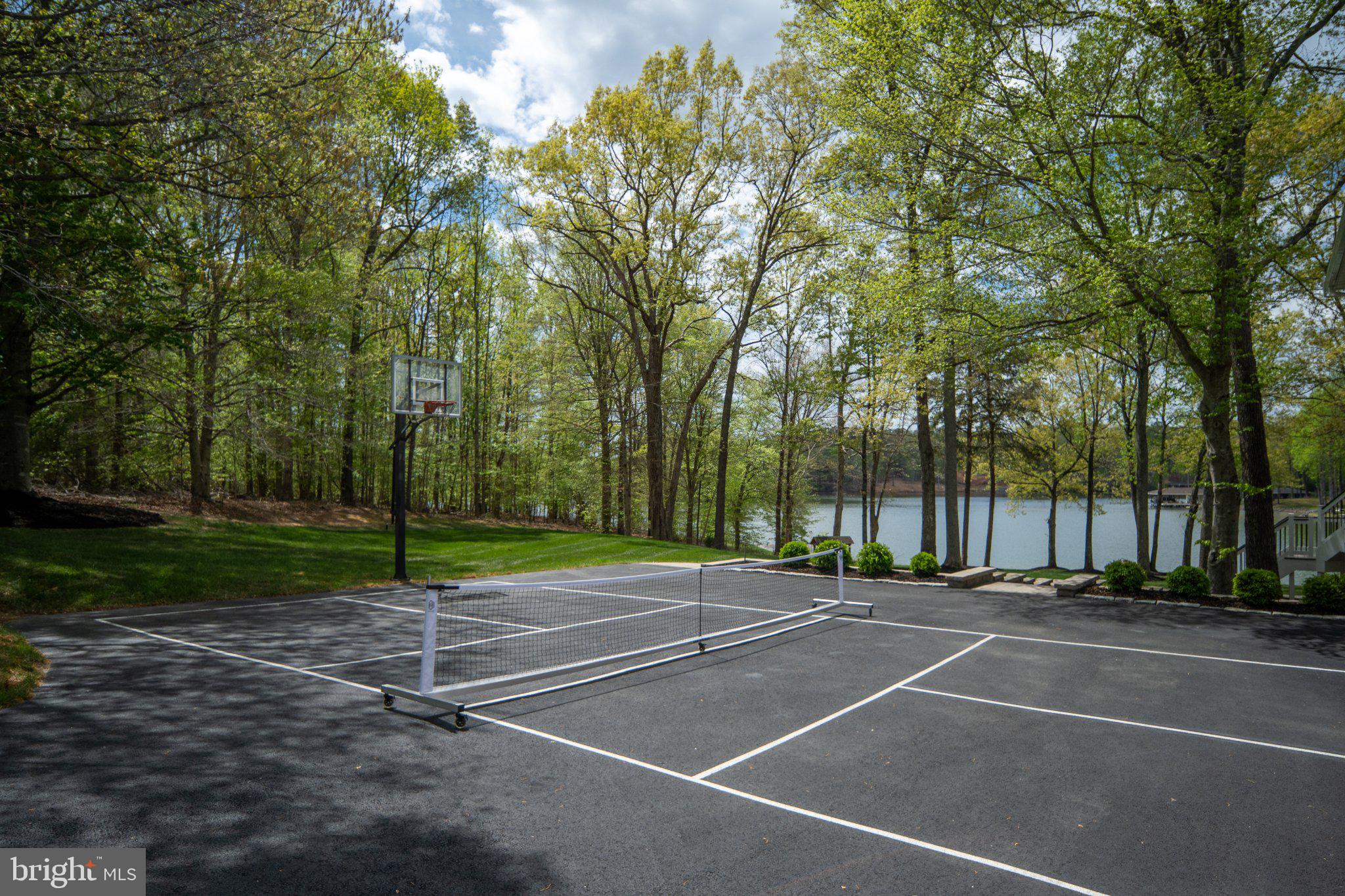 WYNDEMERE - Residential