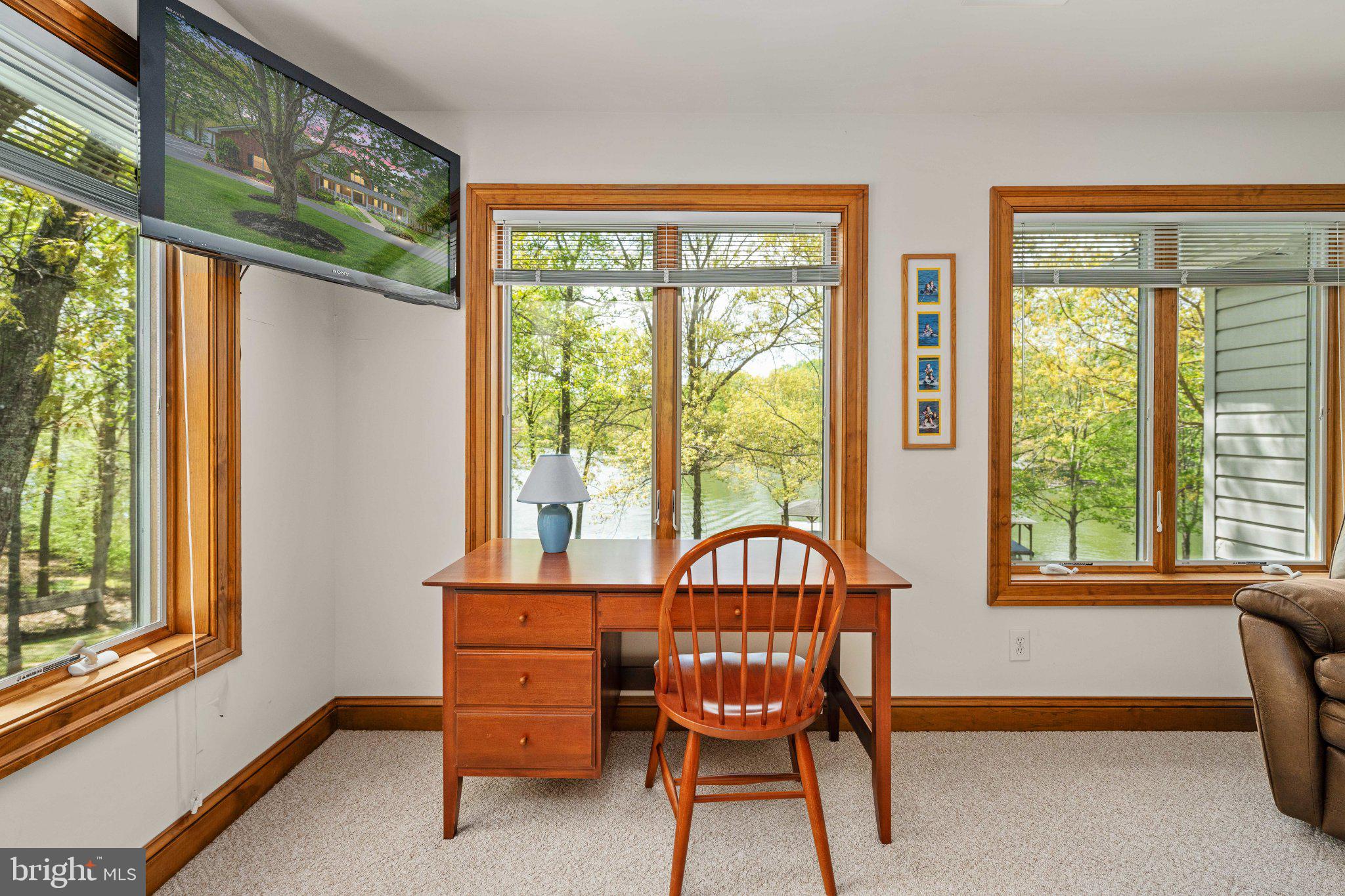 WYNDEMERE - Residential