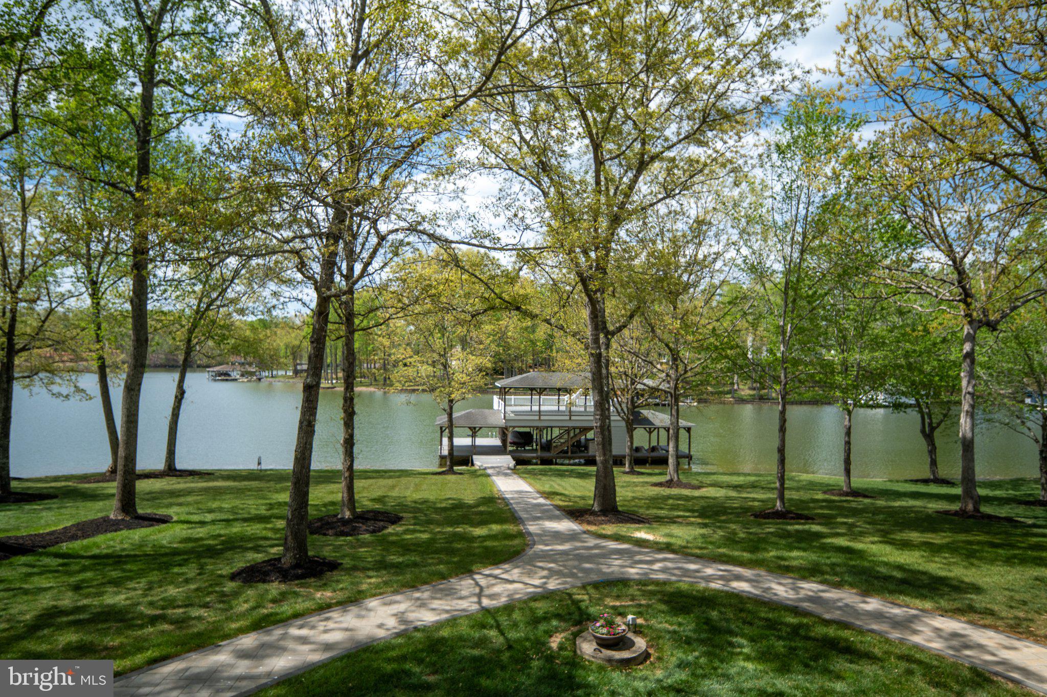 WYNDEMERE - Residential