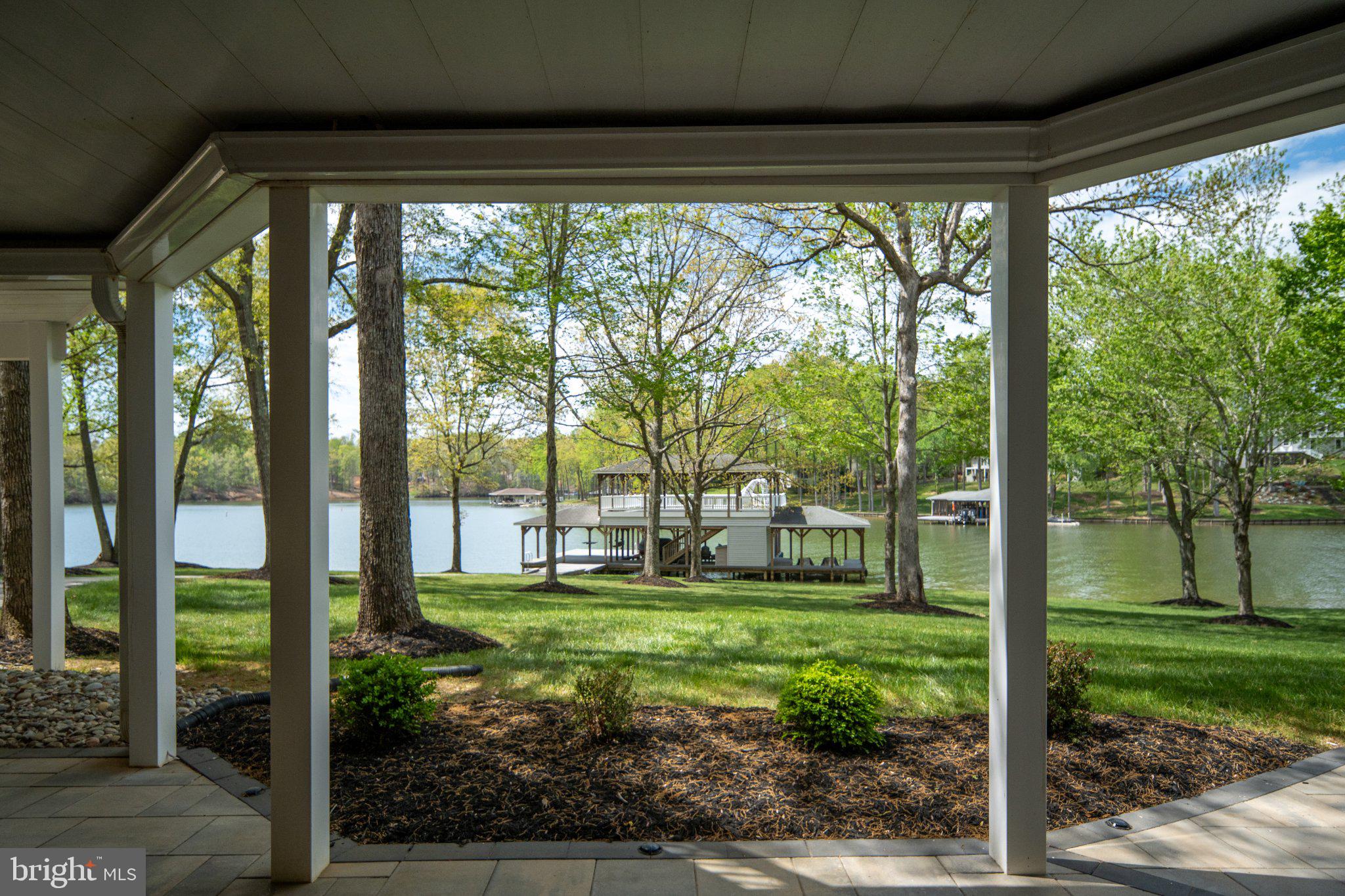 WYNDEMERE - Residential