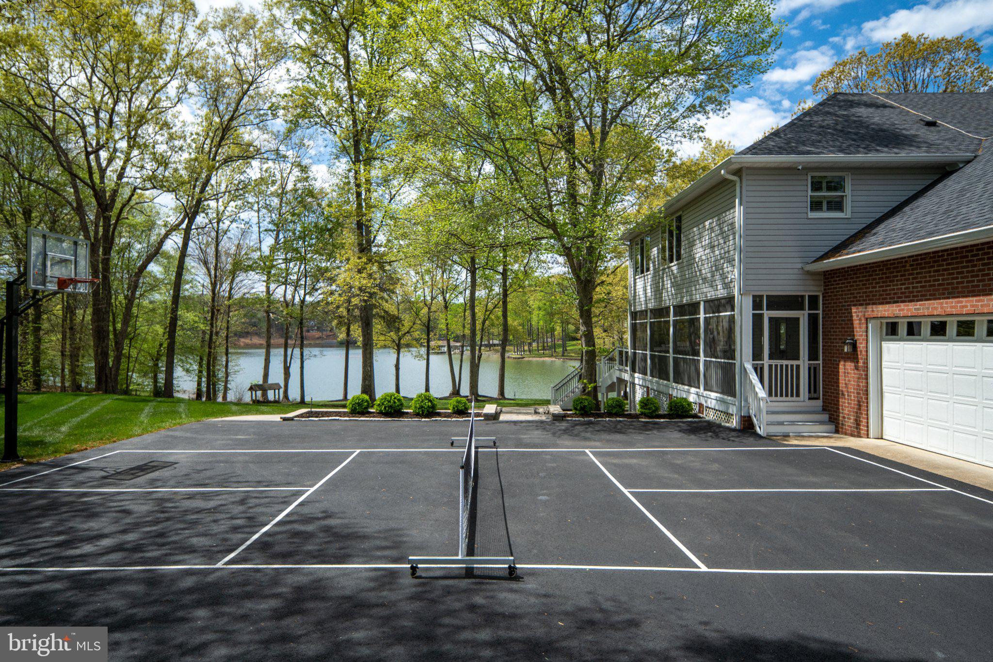 WYNDEMERE - Residential