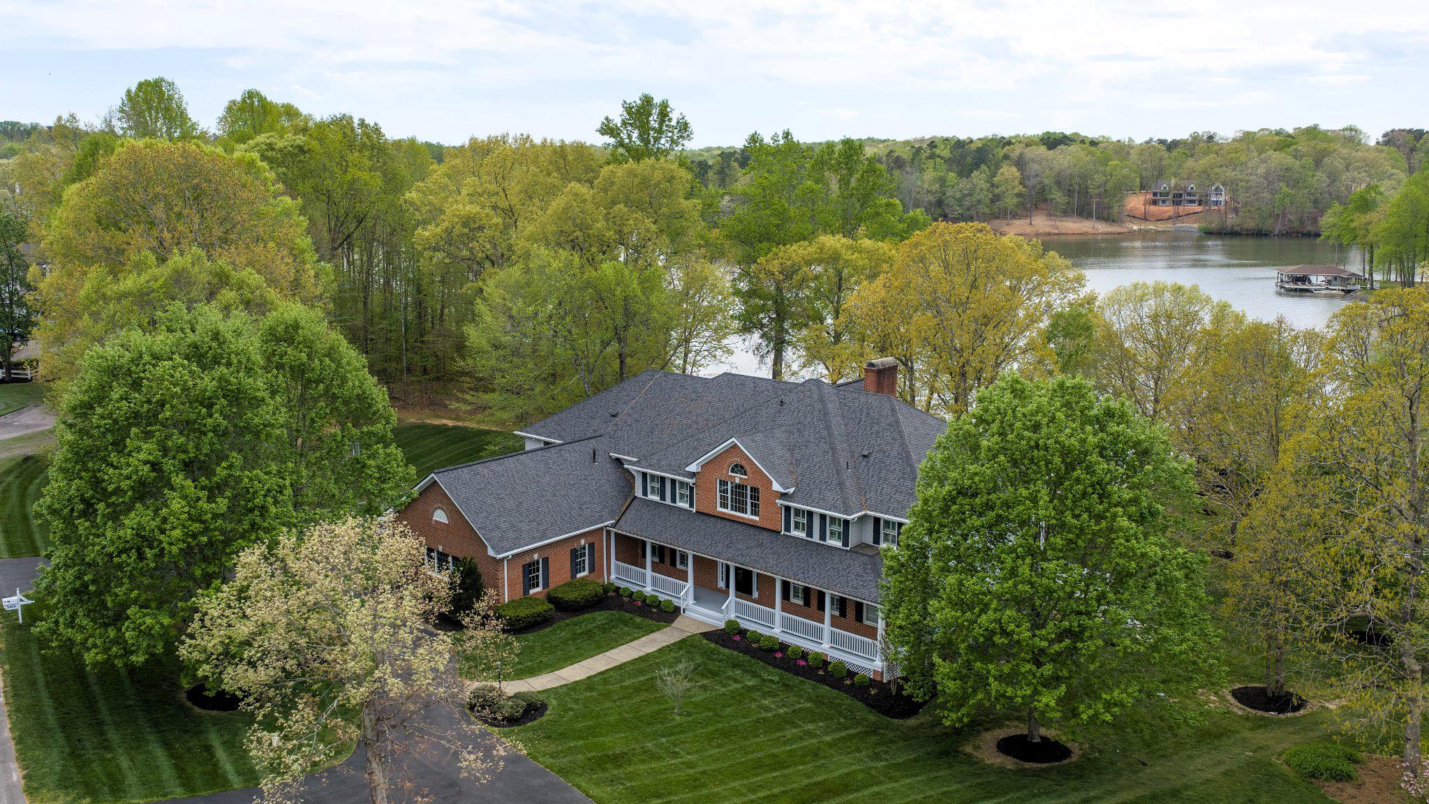 WYNDEMERE - Residential