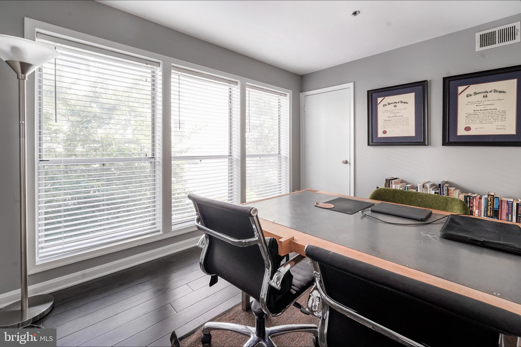 FOUR WINDS AT OAKTON - Residential