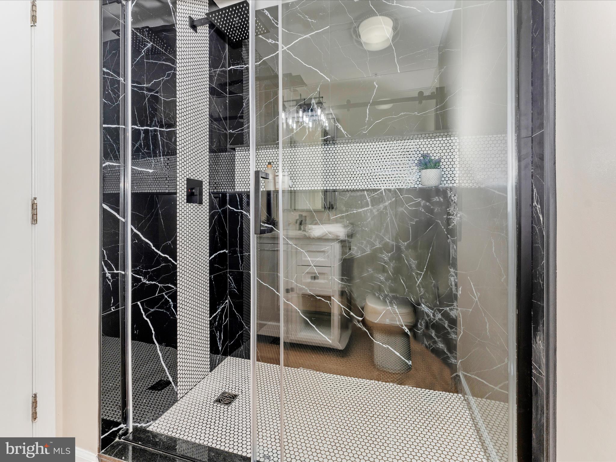 LAKETREE - Residential