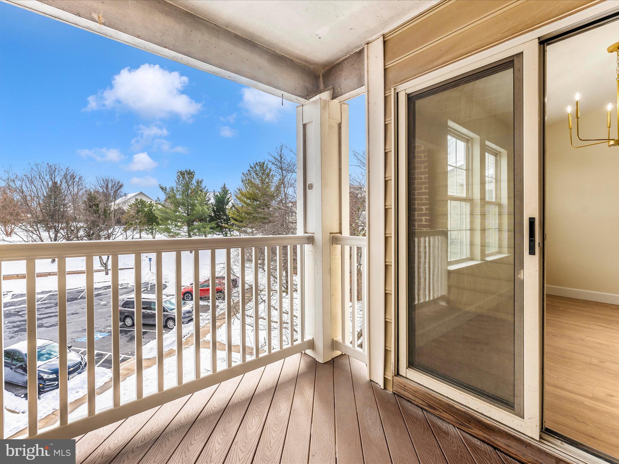 LAKETREE - Residential