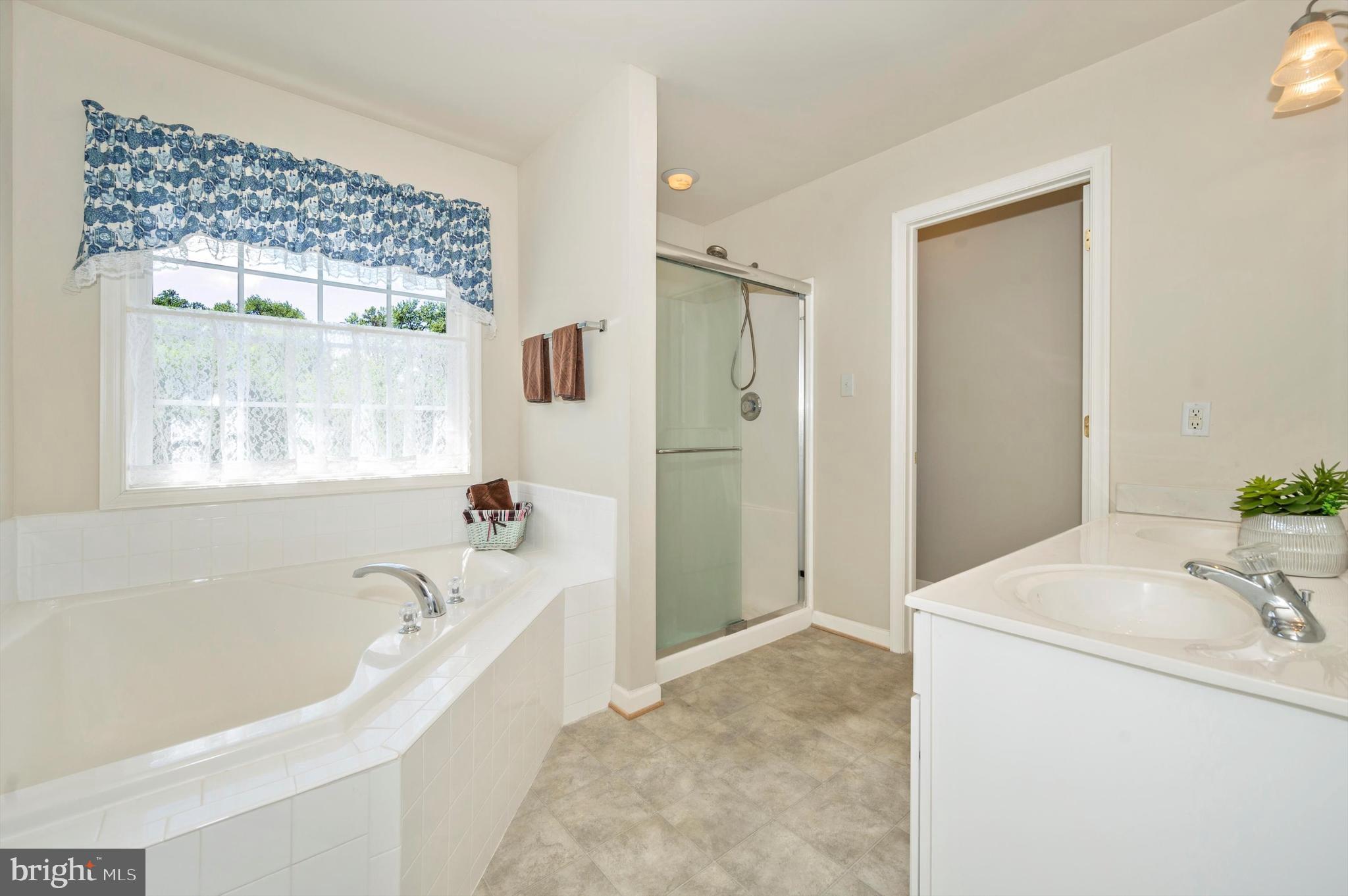 AMBERFIELD - Residential