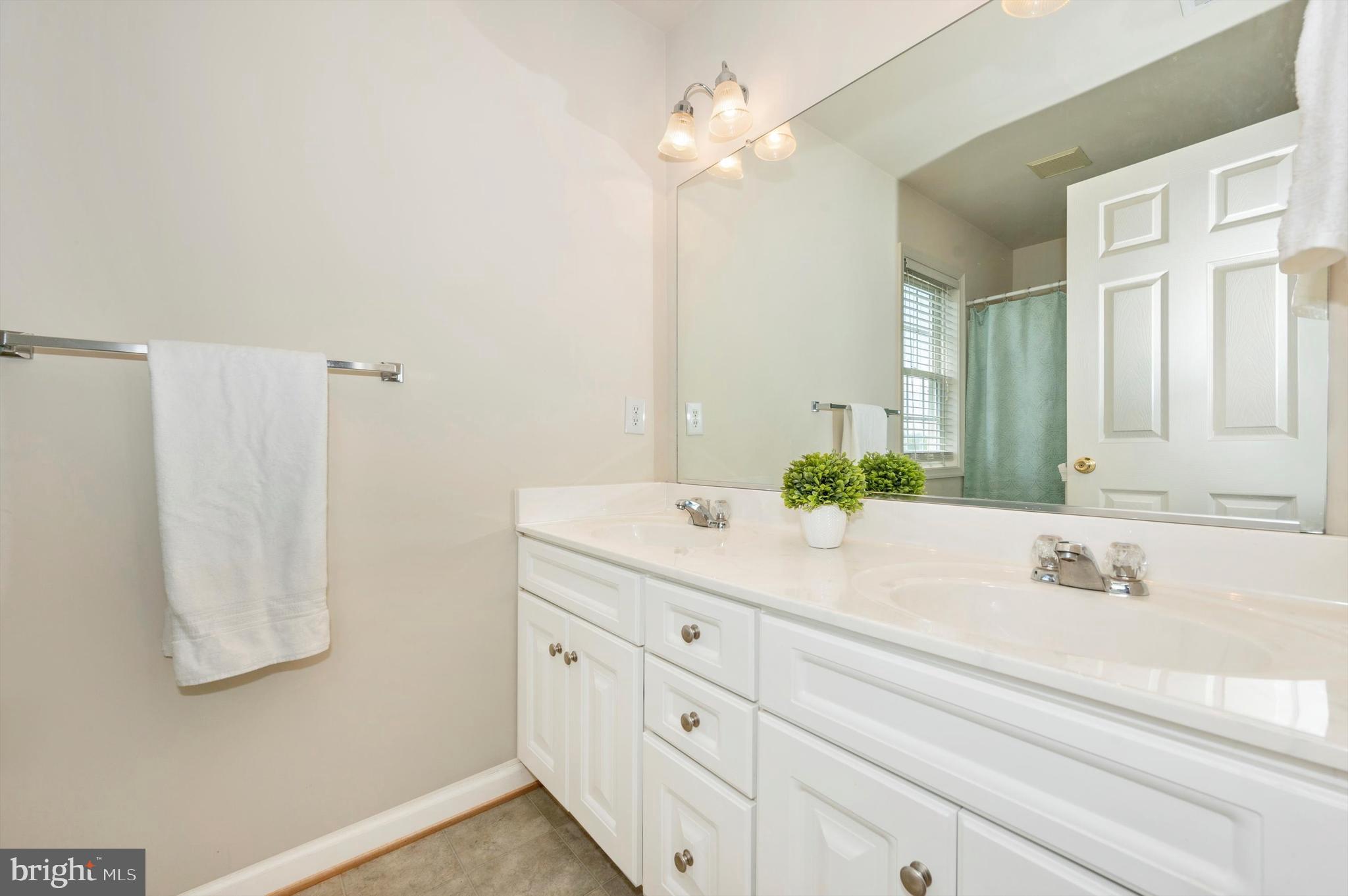 AMBERFIELD - Residential