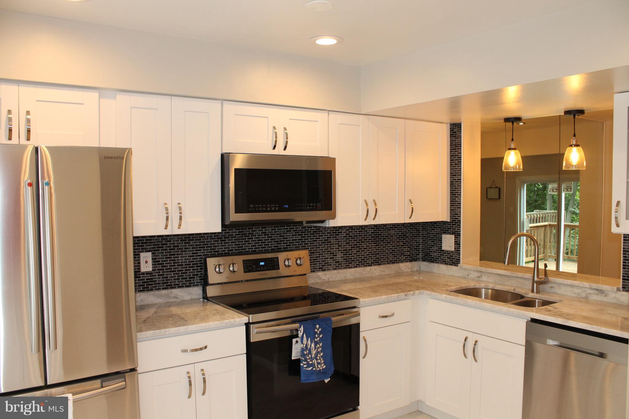 SILVER SPRING CNTRY CLUB - Residential