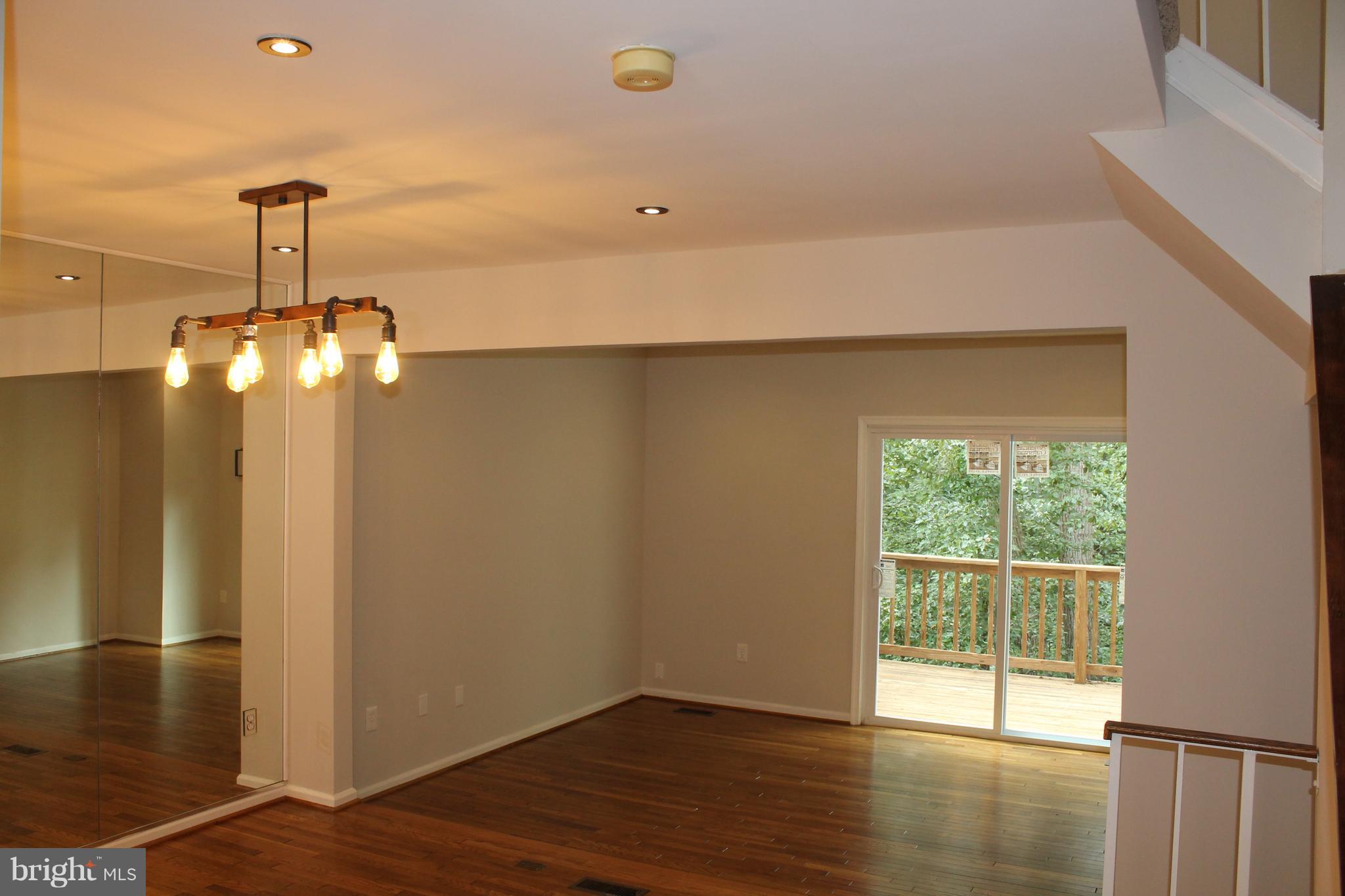 SILVER SPRING CNTRY CLUB - Residential